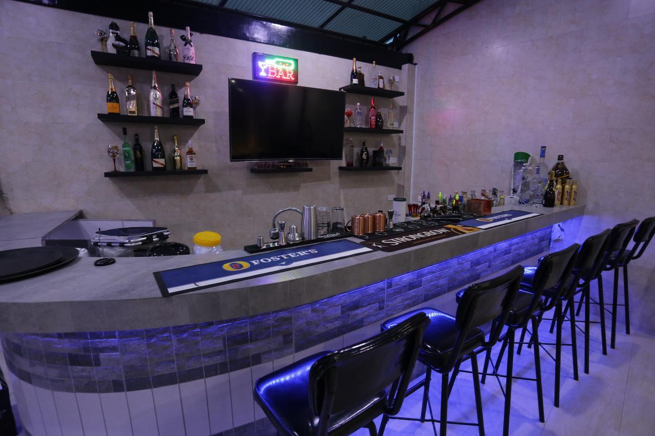 Halfway House Hostel Mactan Cebu Airport Lapu-Lapu City Exterior photo