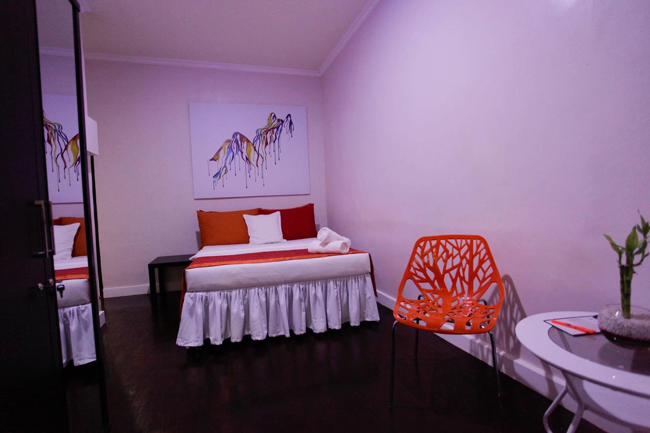 Halfway House Hostel Mactan Cebu Airport Lapu-Lapu City Exterior photo